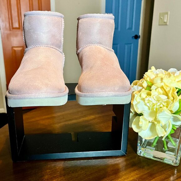 Women's UGG Australia Classic Warm Pink Suede Mini Boots Booties Size 9 - Picture 4 of 6